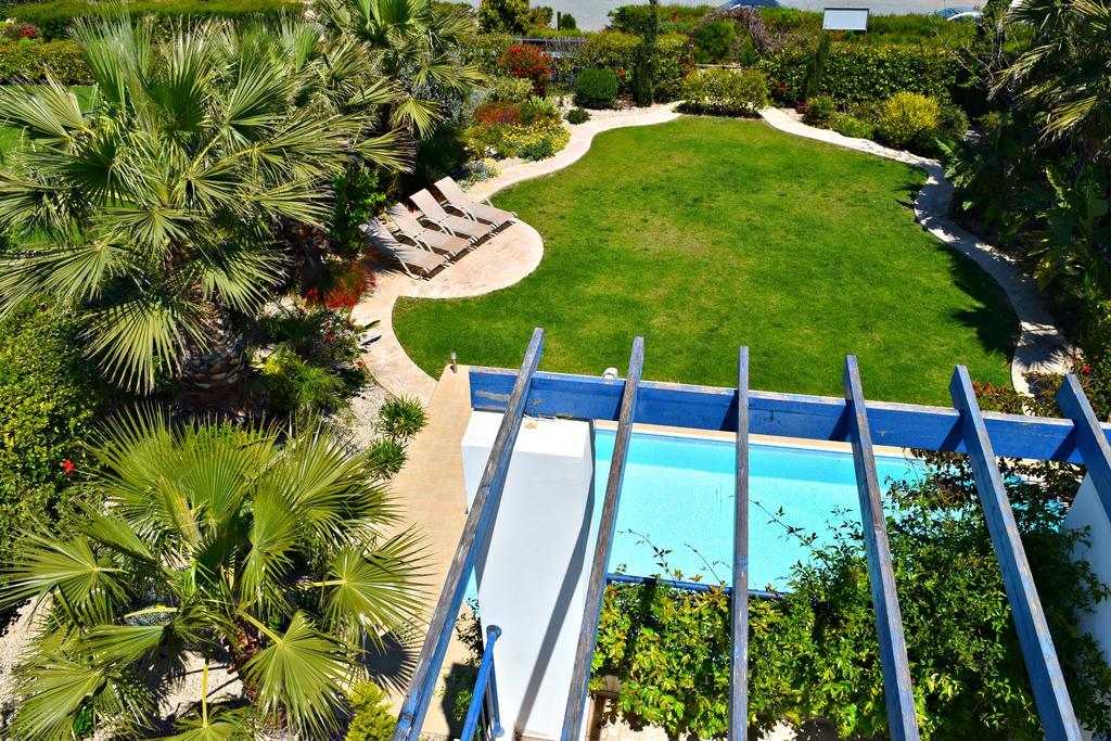 Latchi Beach Front Villa - Private Heated Pool - Amazing Uninterrupted Sea Views Polis Exterior foto